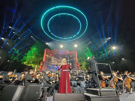 Il Concerto di Nanjing: Una Sinfonia Di Talento e Controversie!