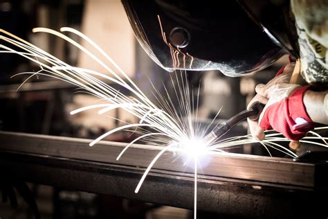 Why I Want to Be a Welder Essay: Sparks of Passion and the Art of Metal Fusion